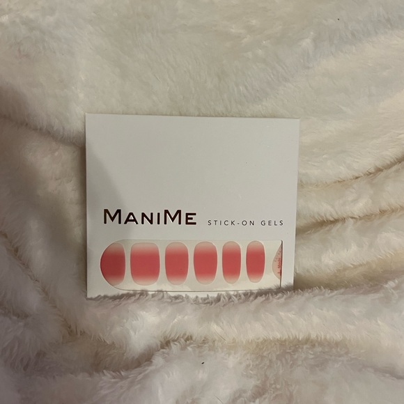 2/$15! ManiMe Stick-On Nails - Picture 1 of 2